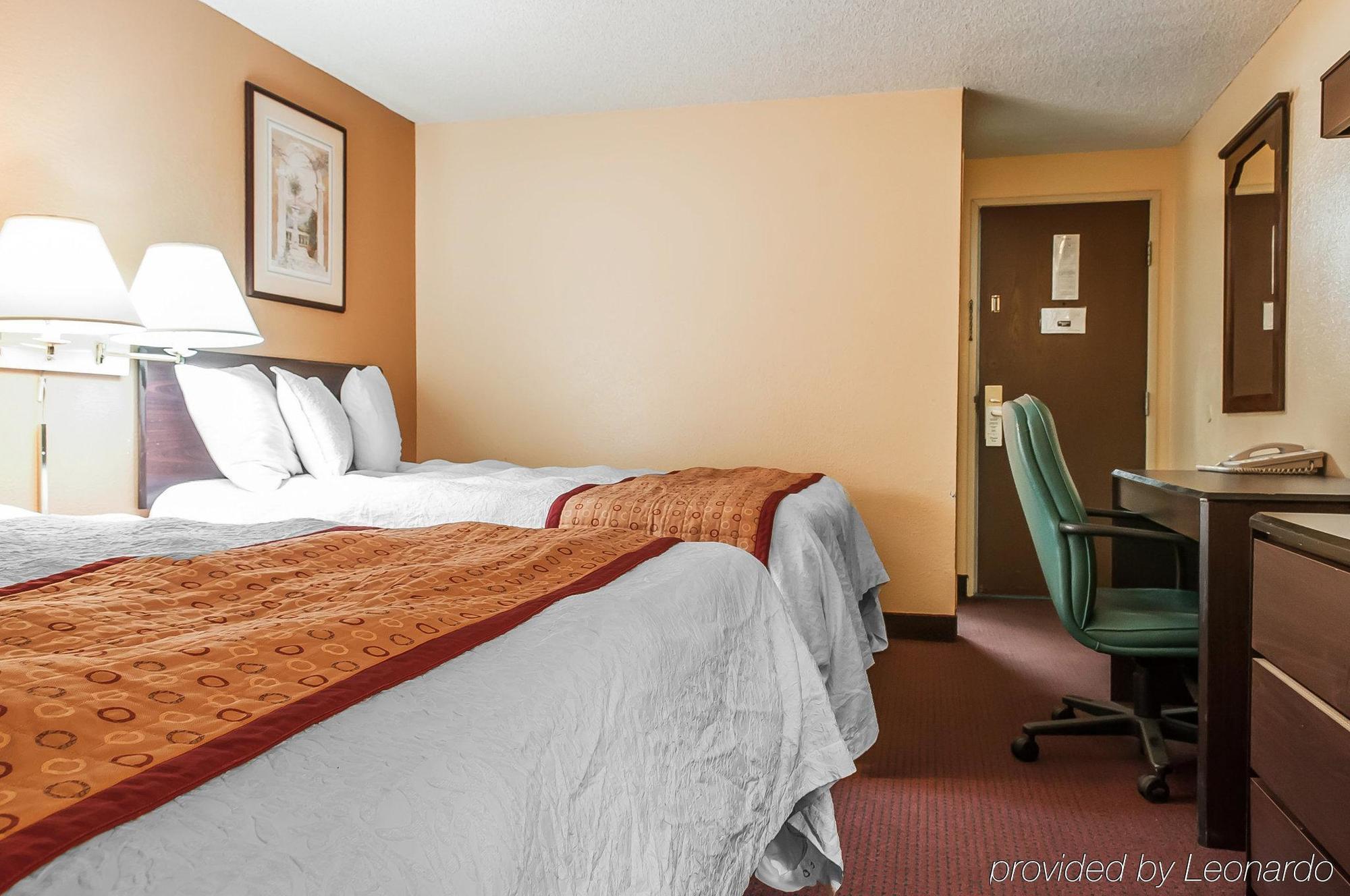 Rodeway Inn Фармінґтон Екстер'єр фото